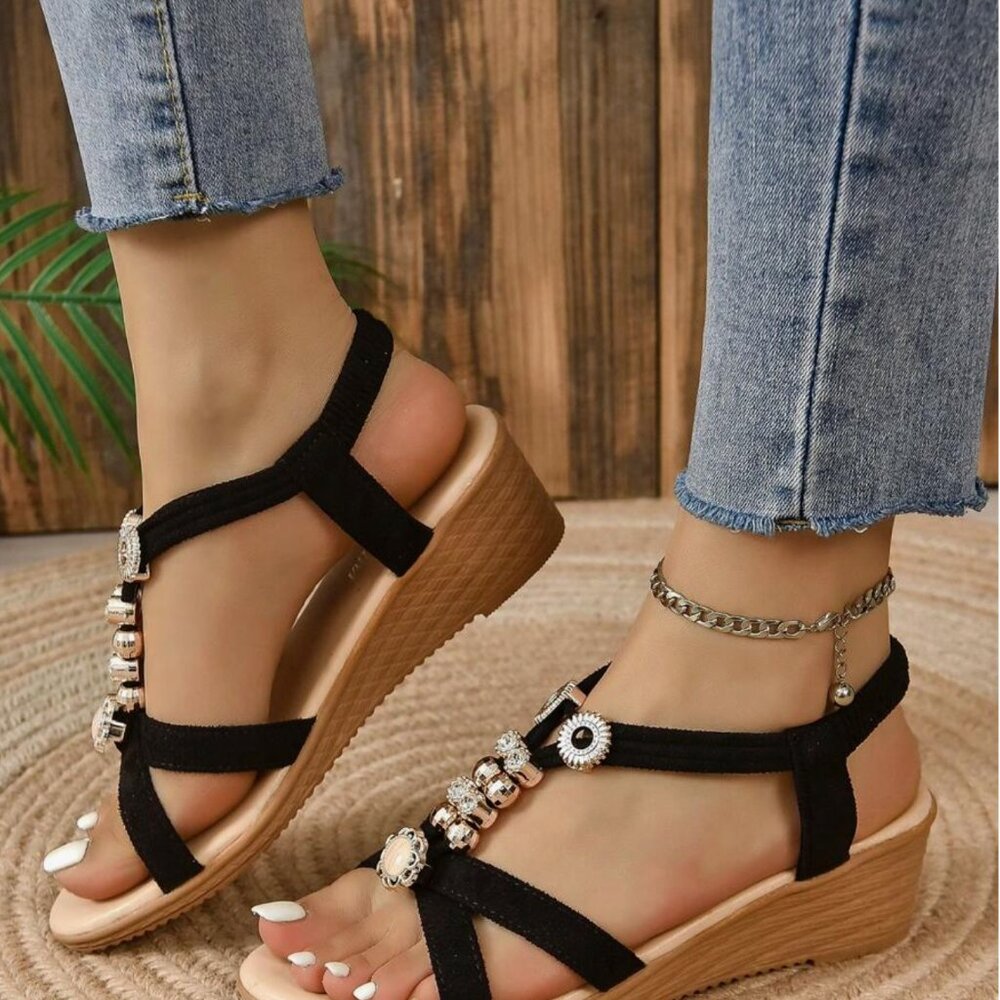 Women's Fashionable And Comfortable Casual Open Toe White Velours Heeled Sandals